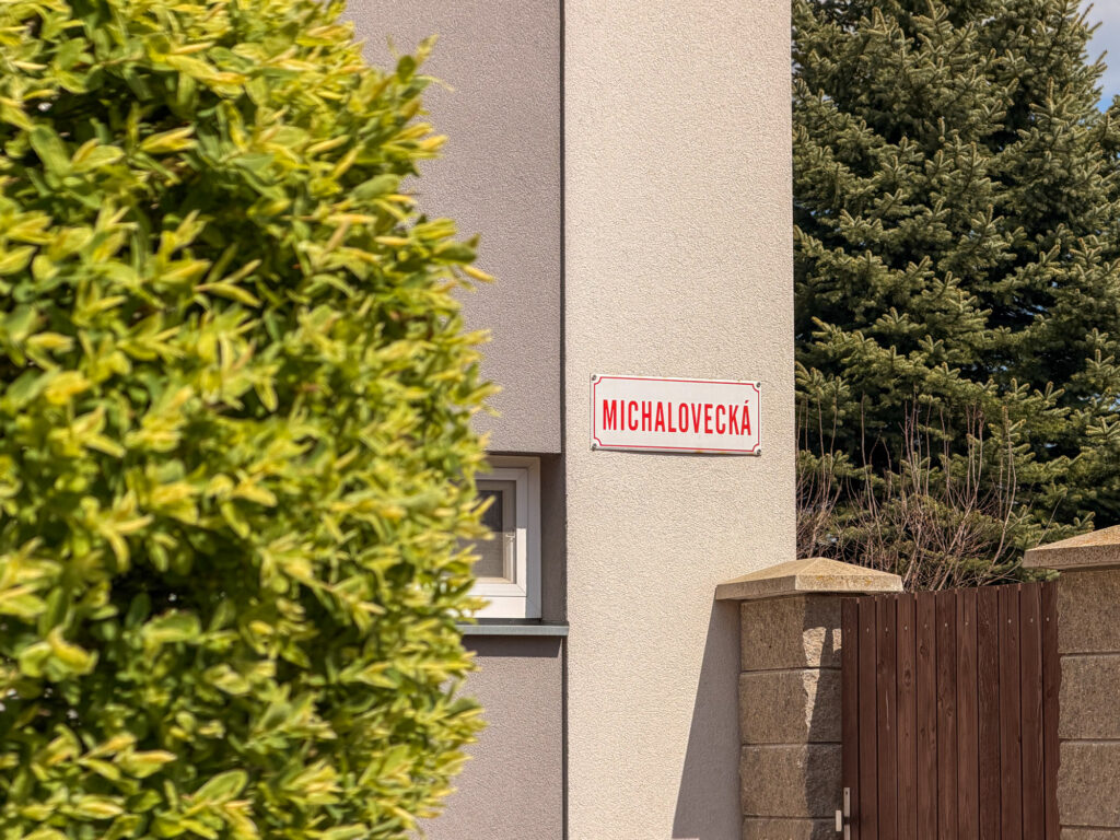 Rodinné domy a bytový dům Michalovecká, Vyškov